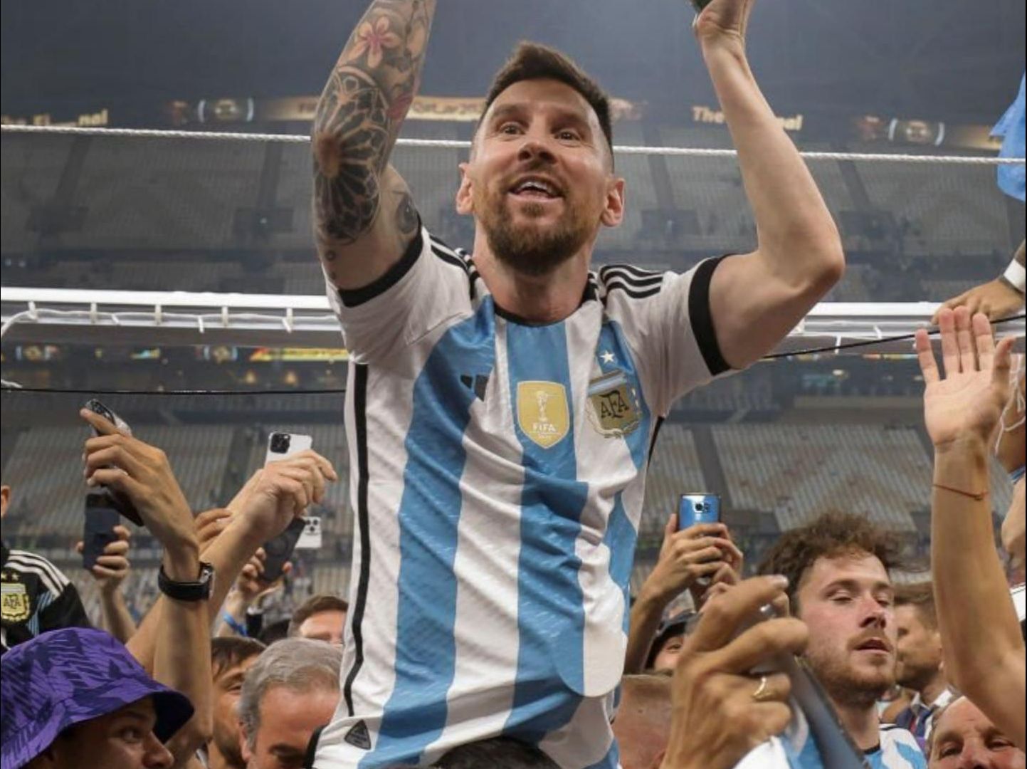 阿根廷选手赢得足球比赛冠军