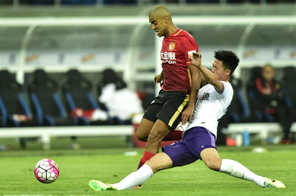 关于人和客场击败天津泰达,提升排名的信息 关于人和客场击败天津泰达,提升排名的信息