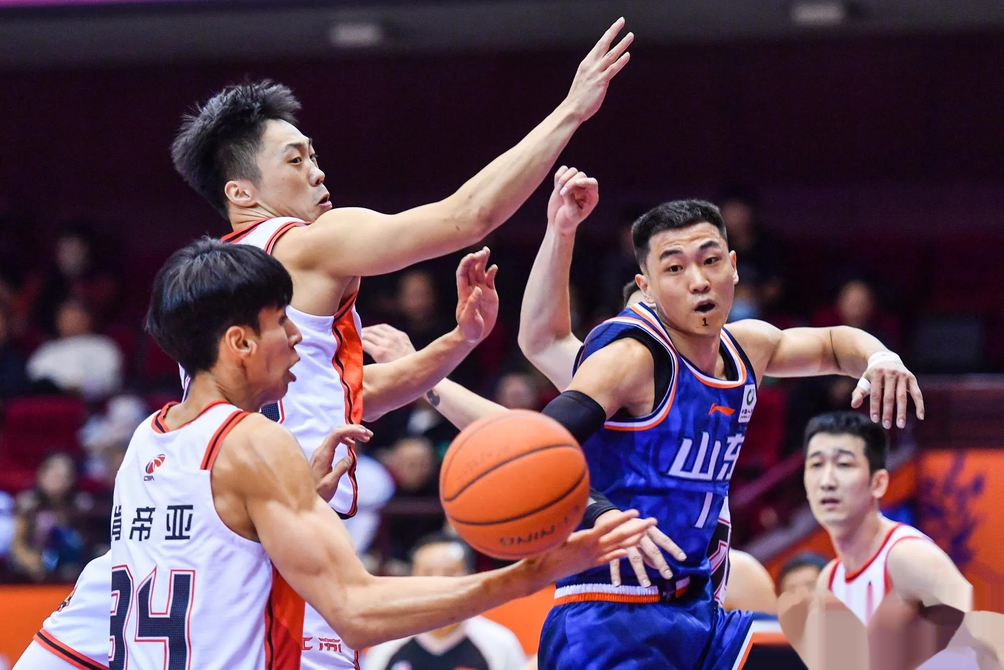 包含北京人和主场不敌山东鲁能,继续保持低迷状态的词条 包含北京人和主场不敌山东鲁能,继续保持低迷状态的词条